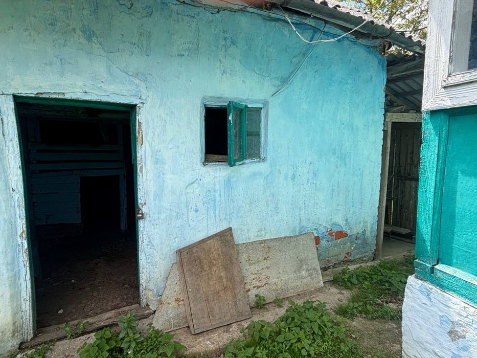 Будинок біля села Верхівці(в селі Рогізно) Самбірський район міста Львова