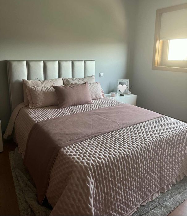 Cama de casal , 190x140 cinza prata