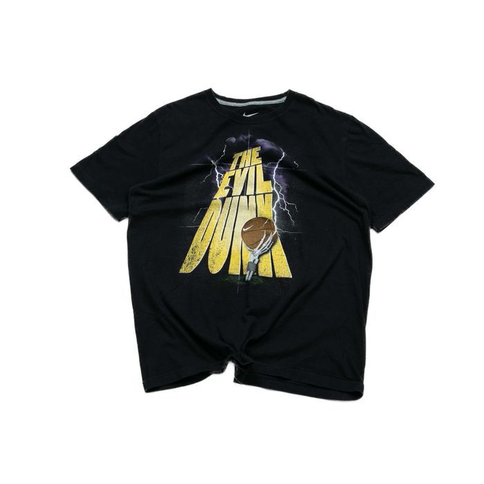 Vintage Nike Basketball The Evil Dunk t-shirt XL