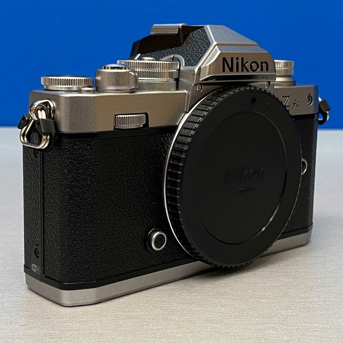 Nikon Z fc (Corpo) - 20.9MP | 3 ANOS DE GARANTIA