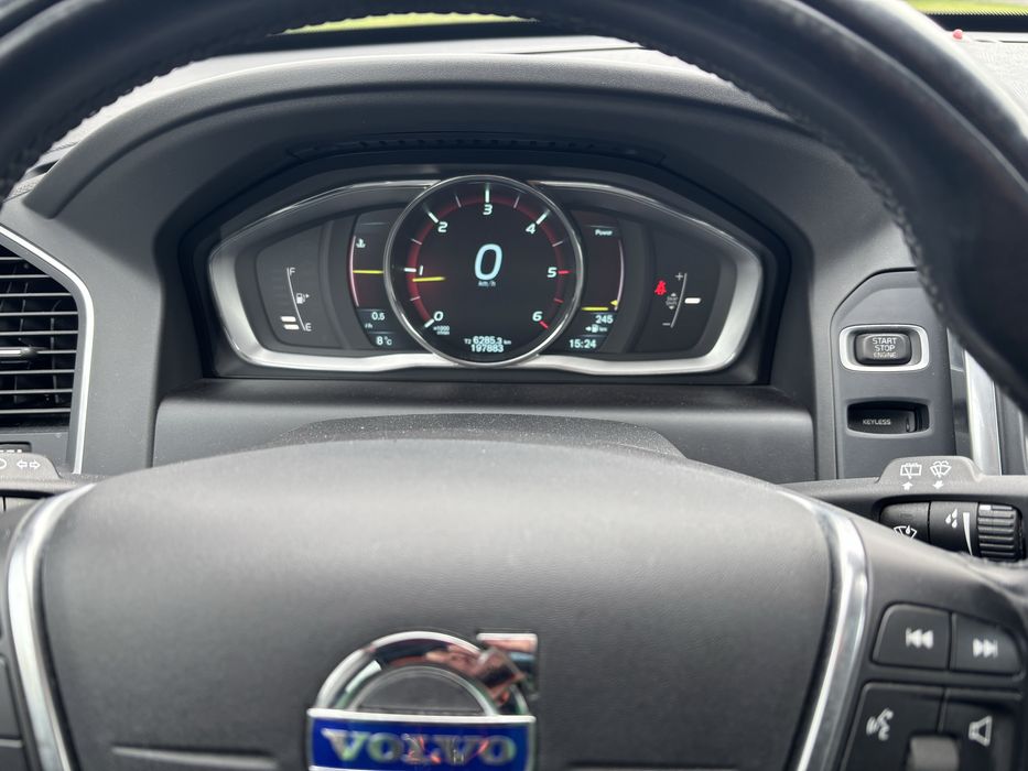Volvo xc60 2.0 D4 summum