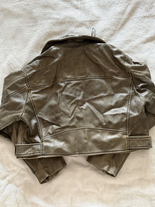 Оверсайз косуха у вінтажному стилі Zara
