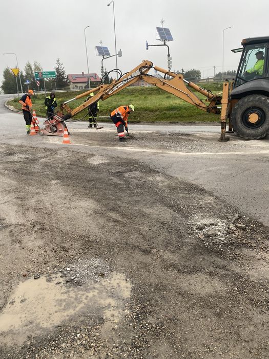 Koparki wywrotki spycharki przesiewacz poboczarka