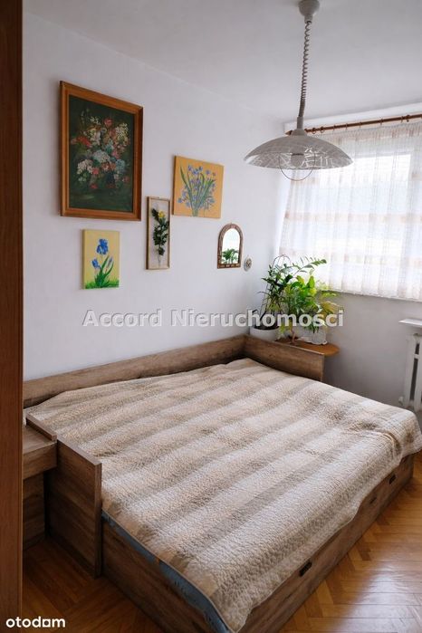 Krzyki - 3 pok, Powstańców Śl. meble, balkon