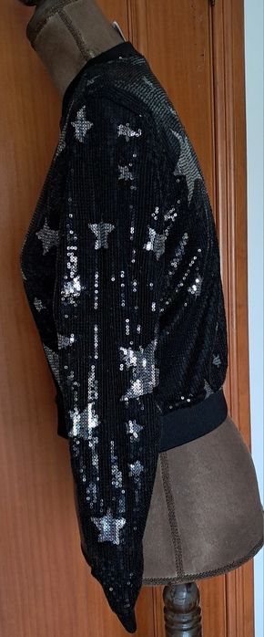 Casaco Bomber Lantejoulas Estrelas C&A (Tam. XS/S ou Juvenil 10-12A)