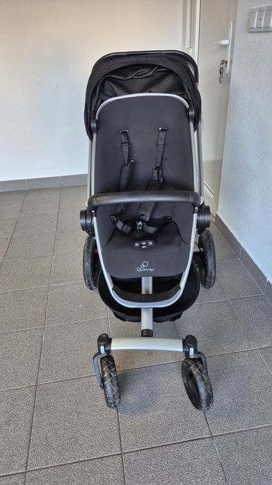 Carrinho bebé quinny