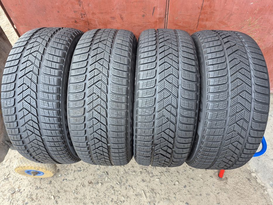 255/45/19 R19 Pirelli Sottozero 3 TO 4шт ціна за 1шт шини