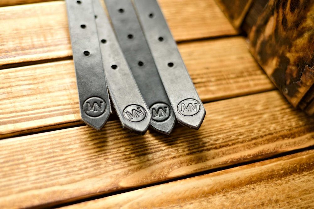 Przystuły z oczkiem/uchem