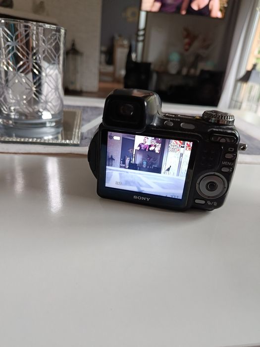 Sony cyber-shot DSC H5