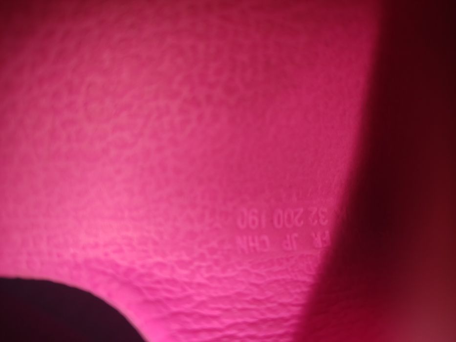 Chinelos adidas tamanho 32