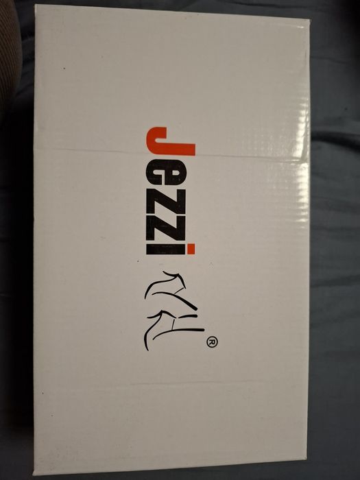 Buty Czółenka rozmiar 40 czarne NOWE.