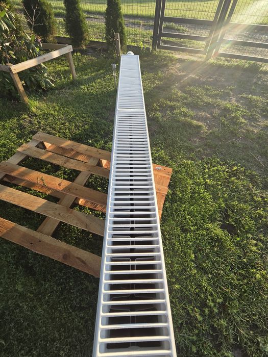 Grzejnik wewnętrzny 110x60 v22