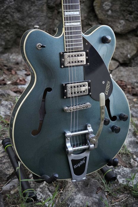 Guitarra Gretsch G2622T Streamliner + case