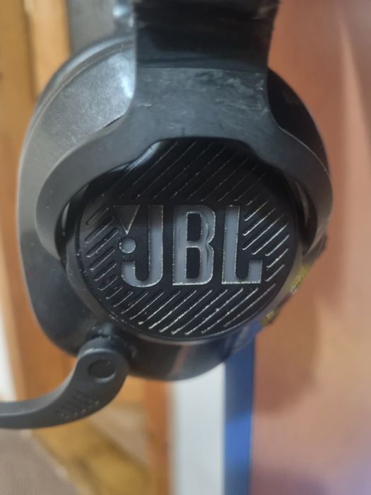 Блютус гарнитура JBL