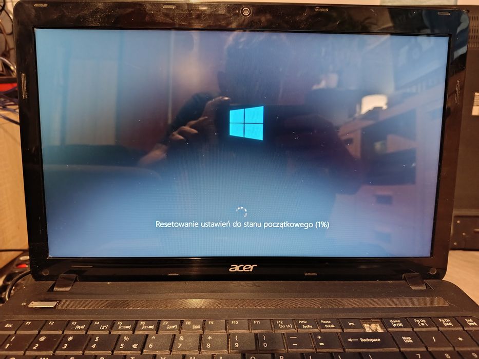 Laptop Acer 15,5 cala