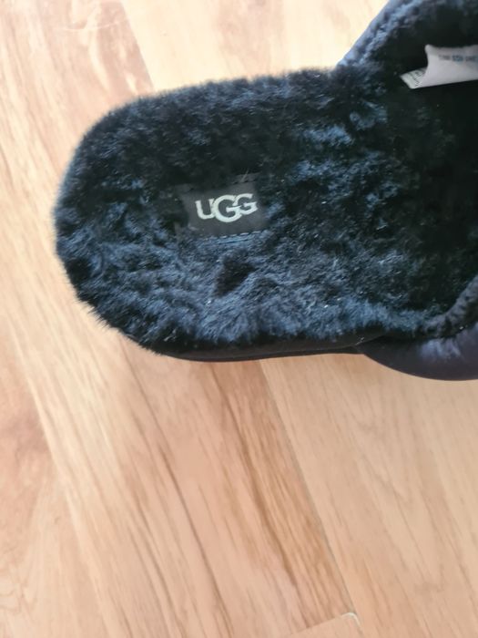 Klapki UGG z futerkiem