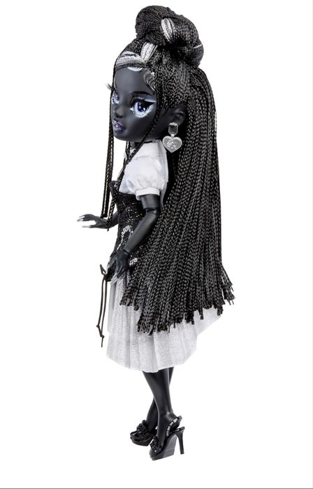 Shadow High Limited Edition Doll, Shanelle Шанель , High Heather - Grayscale