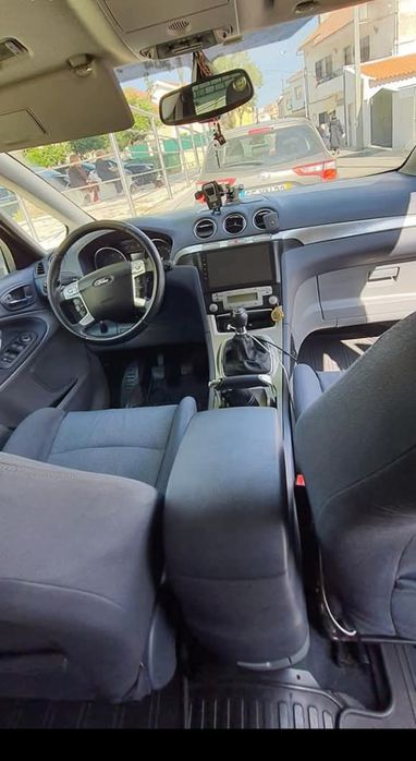 Ford smax com motor avariado