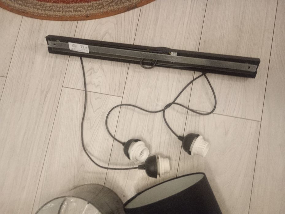 Lampa wisząca trzypunktowa