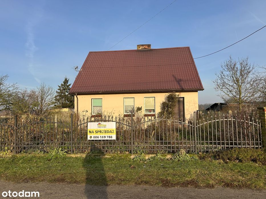 Police / okolica - dom na wsi