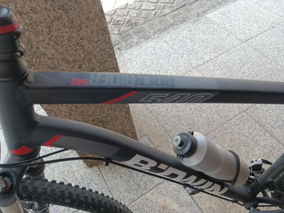 Negociável!!! Para venda bicicleta está nova comprei a mais de 600
