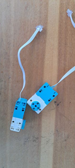 великий кутовий двигун Lego Technic