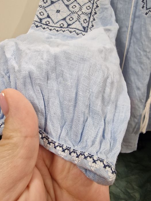 Вышиванка детская для девочки из натурального льна голубая