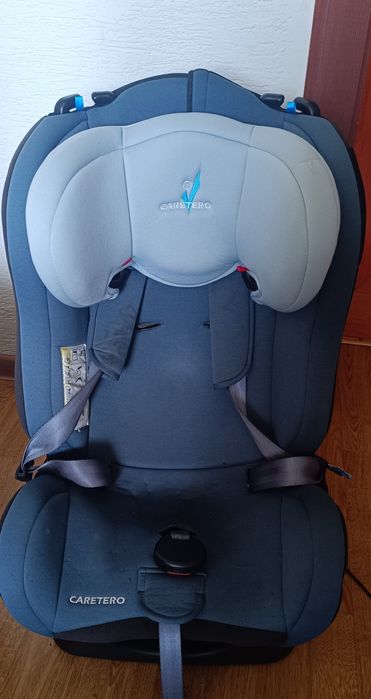 Dziecięcy fotelik samochodowy