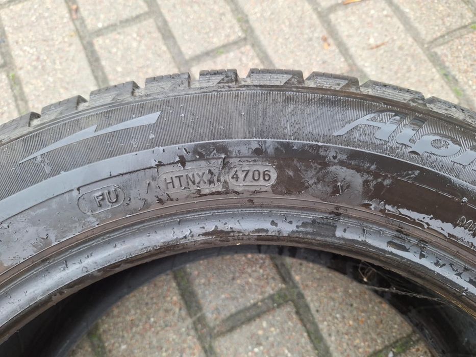 Opony 16 205/55 zimowe Michelin