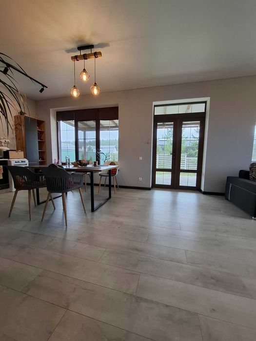 Продається будинок в с. Княжичі