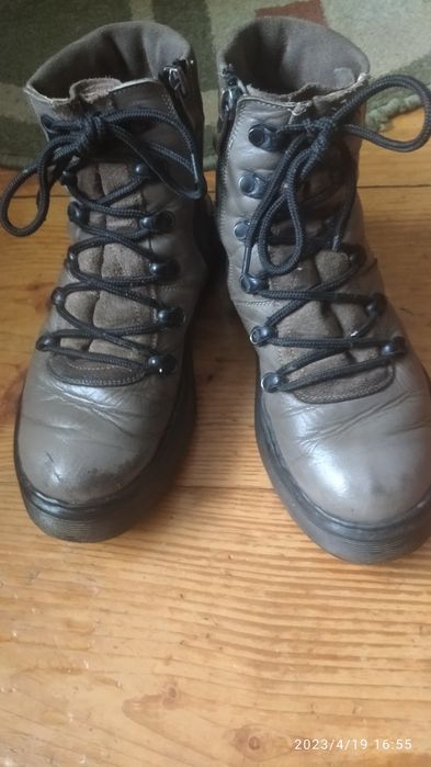 Черевики зимові,шкіряні,носилися два сезони,