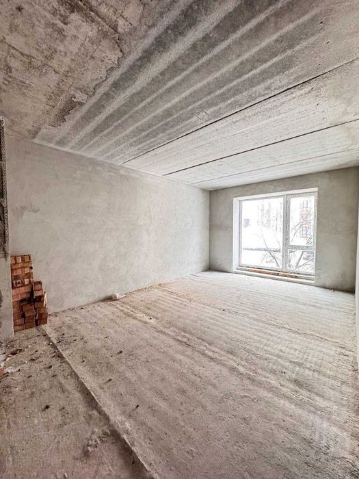 Продаж двокімнатної квартири біля озера