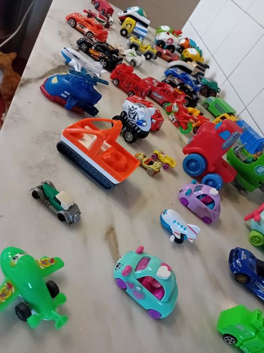 Conjunto de Carrinhos Diversos Criança