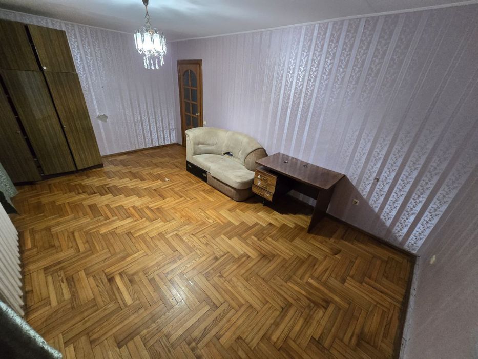 Ексклюзивна 3-кімнатна квартира в центрі Чернігова