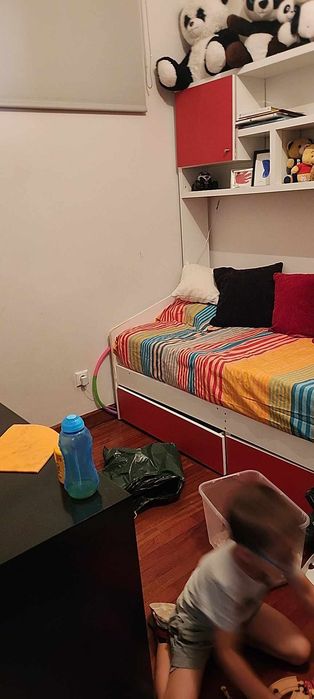 Cama de criança  com estante e 2 gavetas