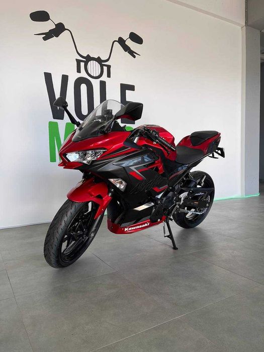 Мотоцикл Kawasaki Ninja 400