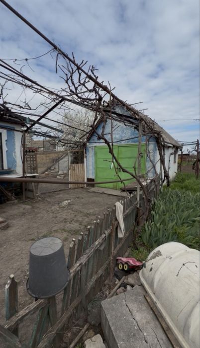 Продам дом в пос . РАДОСТНОЕ ОТГ АВАНГАРД
