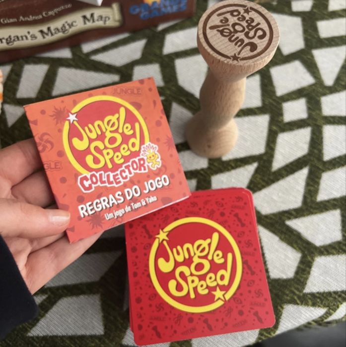 Jungle speed collection jogo tabuleiro inclui dois jogos