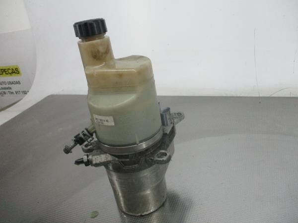 Bomba de direção VOLVO V50 (MW)