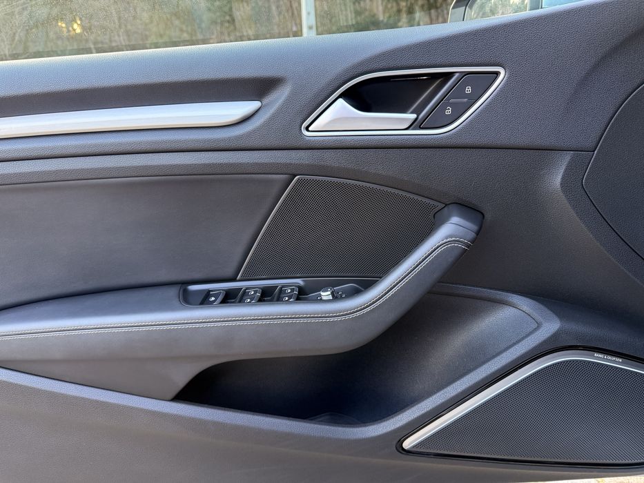 Audi S3 cabrio  (quattro)em estado irrepreensivel