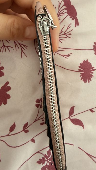 Kartownik guess/ mini portfel