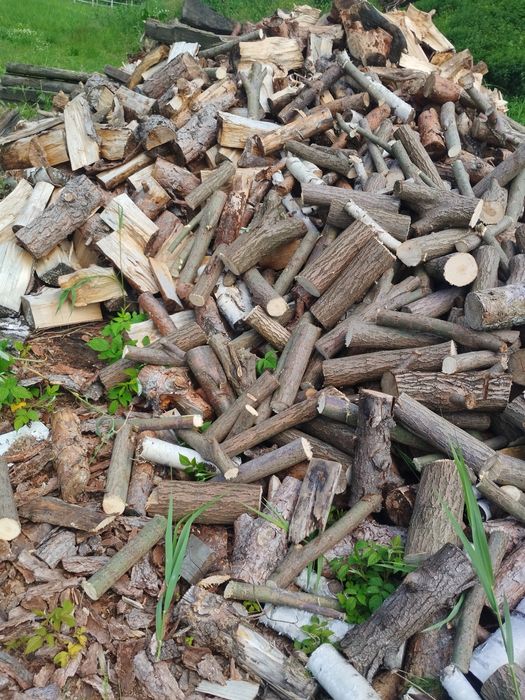 Drewno opałowe suche