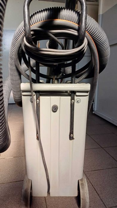 Máquina Limpeza de Carpetes e Estofos