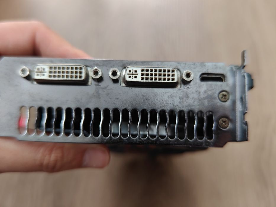 GTX 560 1GB GDDR5 - Placa Gráfica NVIDIA (2011)