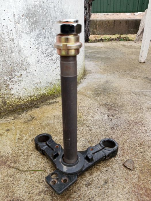 Продам траверсу альфа