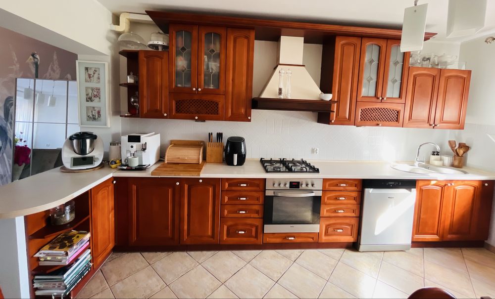 Drewniane meble kuchenne