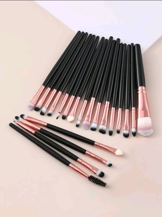 20 Makeup Brushes64285772726658120