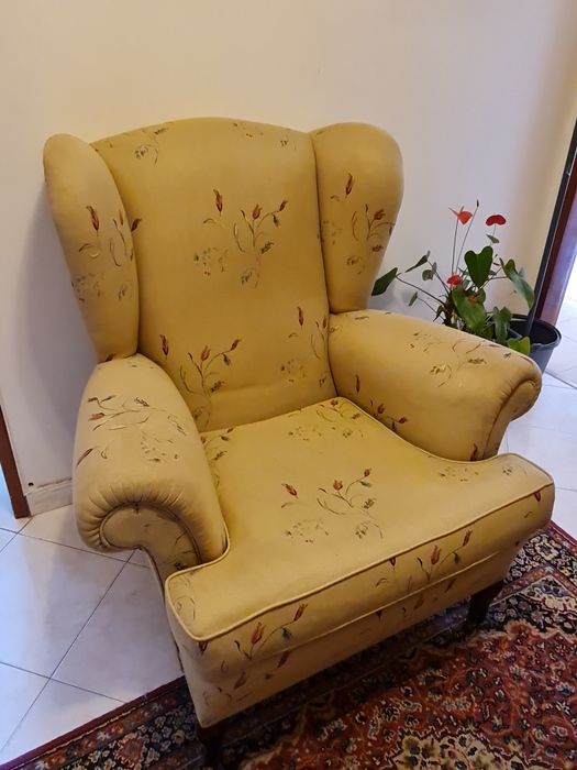 Poltrona em bom estado
