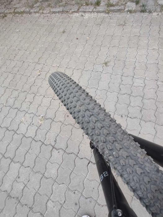 Велосипед kinetik  колеса 29 рама 22