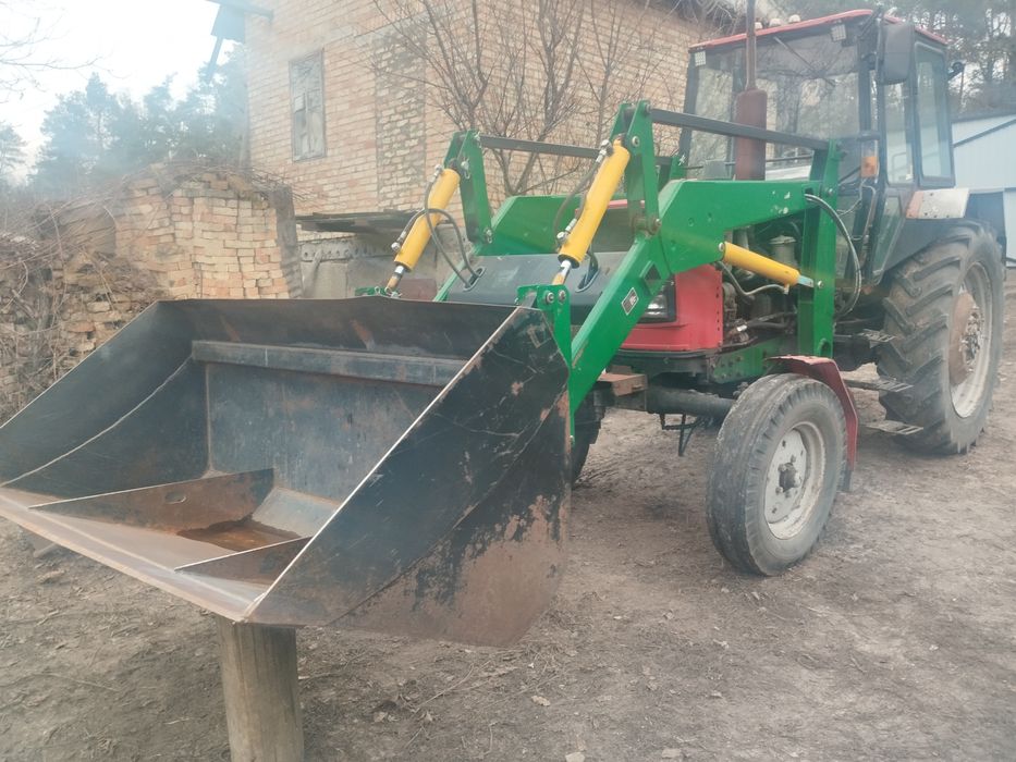 Навантажувач фронтальний КУН 4.2